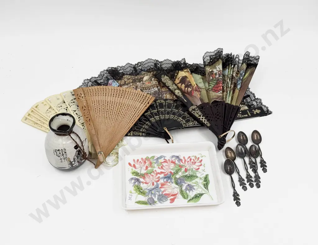 Six S/S Teaspoons Together with Box of Assorted Image 1++