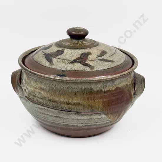 NZ Pottery Lidded Casserole