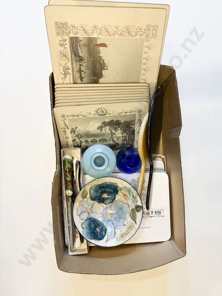 Boxed Qty of Assorted Including Placemats Vanity Mirrors Etc Image 1++