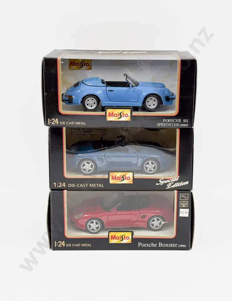 Three Boxed Maisto 1:24 Scale  Porsche Models Image 1++