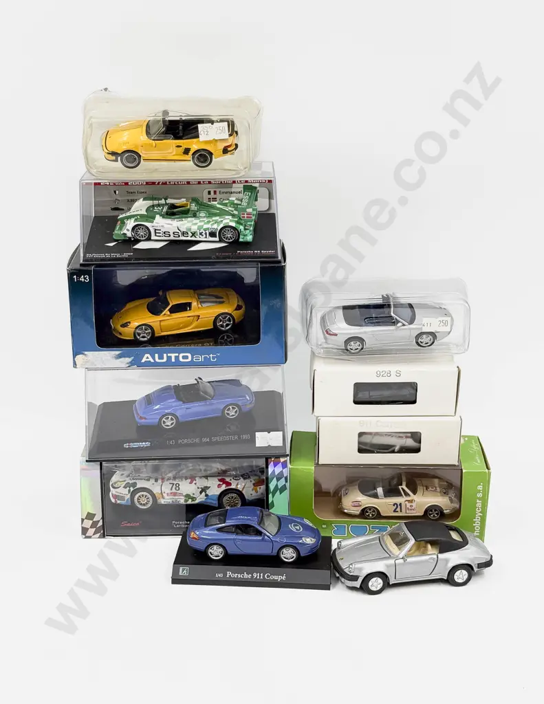 Eleven Boxed and Unboxed Mixed Manufacture Porsche Models Image 1++