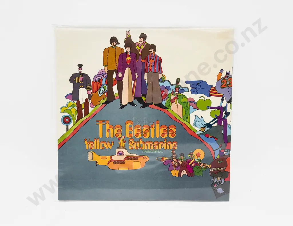 The Beatles - Yellow Submarine Vinyl Record Image 1++