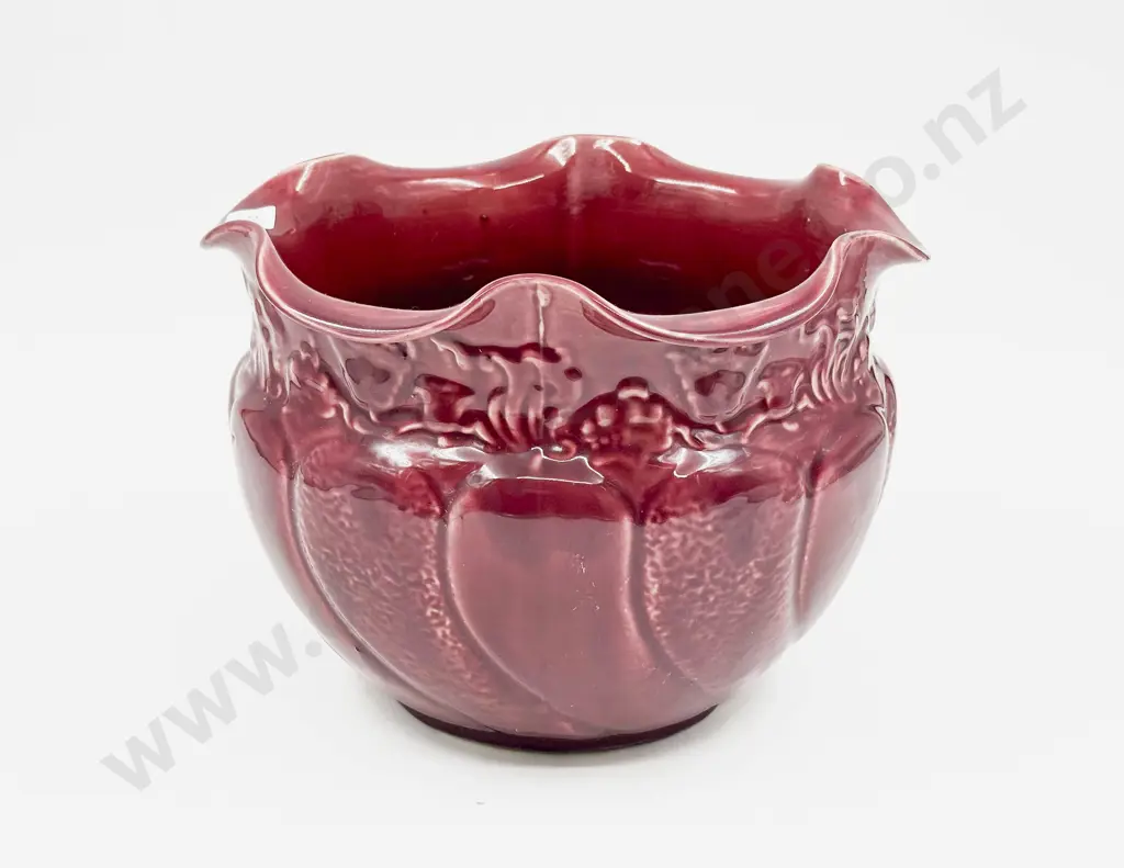Red Glazed Jardinière Image 1++