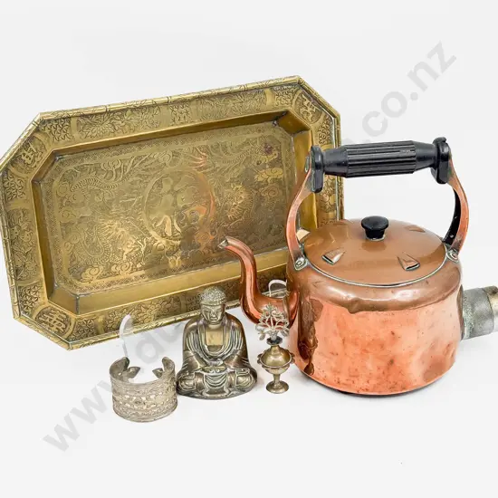 Small Qty of Assorted Metal Ware