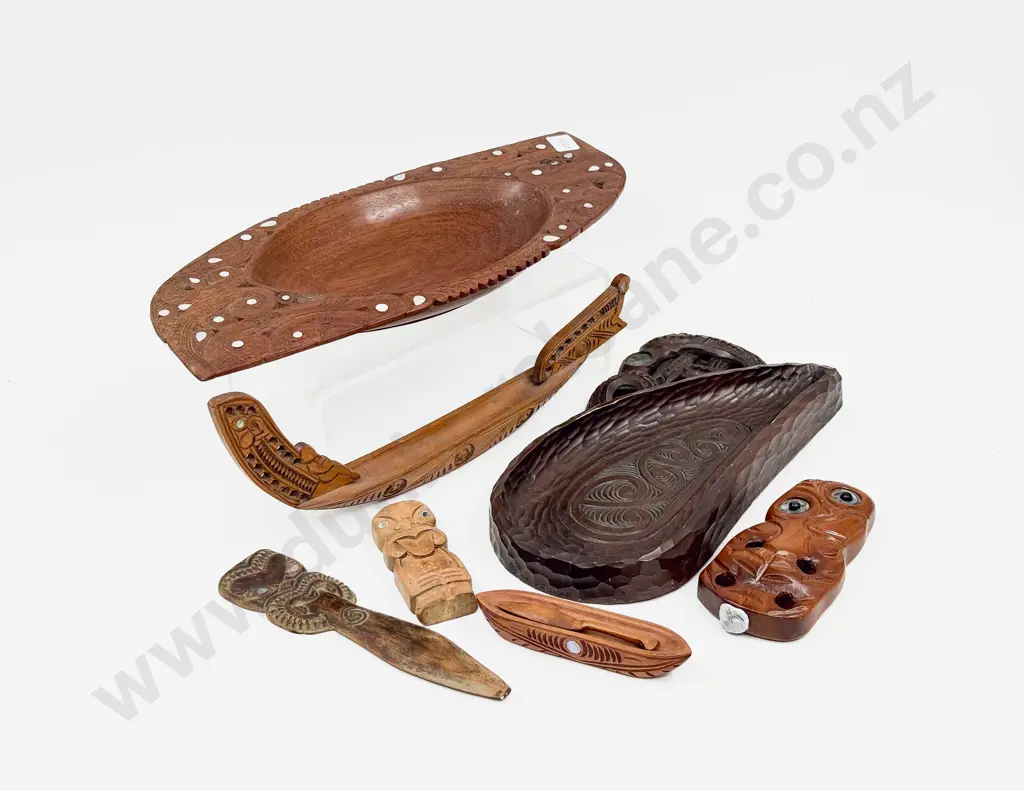Qty of Assorted NZ Tourist Ware Image 1++