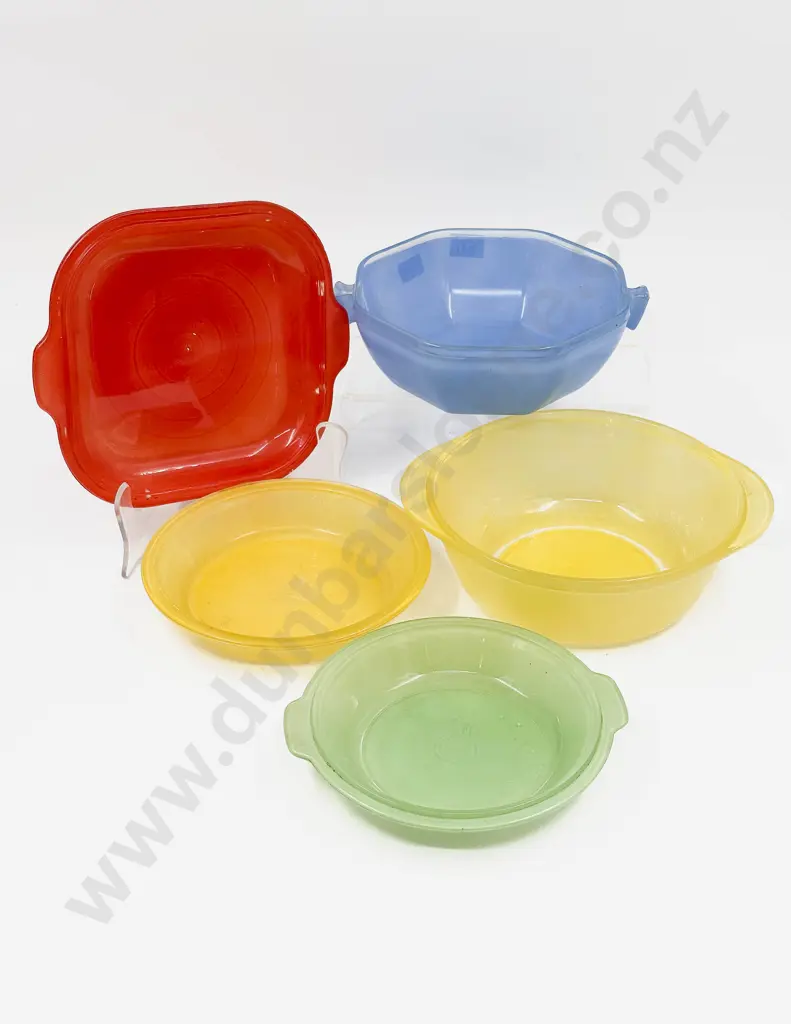 Four Glass Kitchen DIshes Image 1++