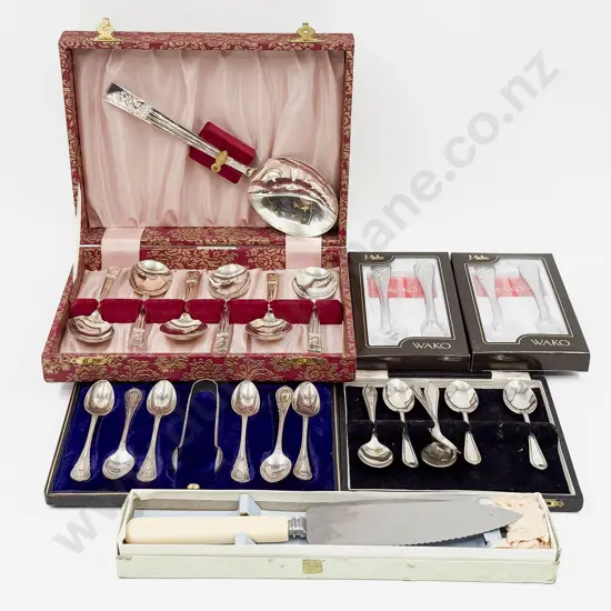 Qty of Assorted Boxed Cutlery