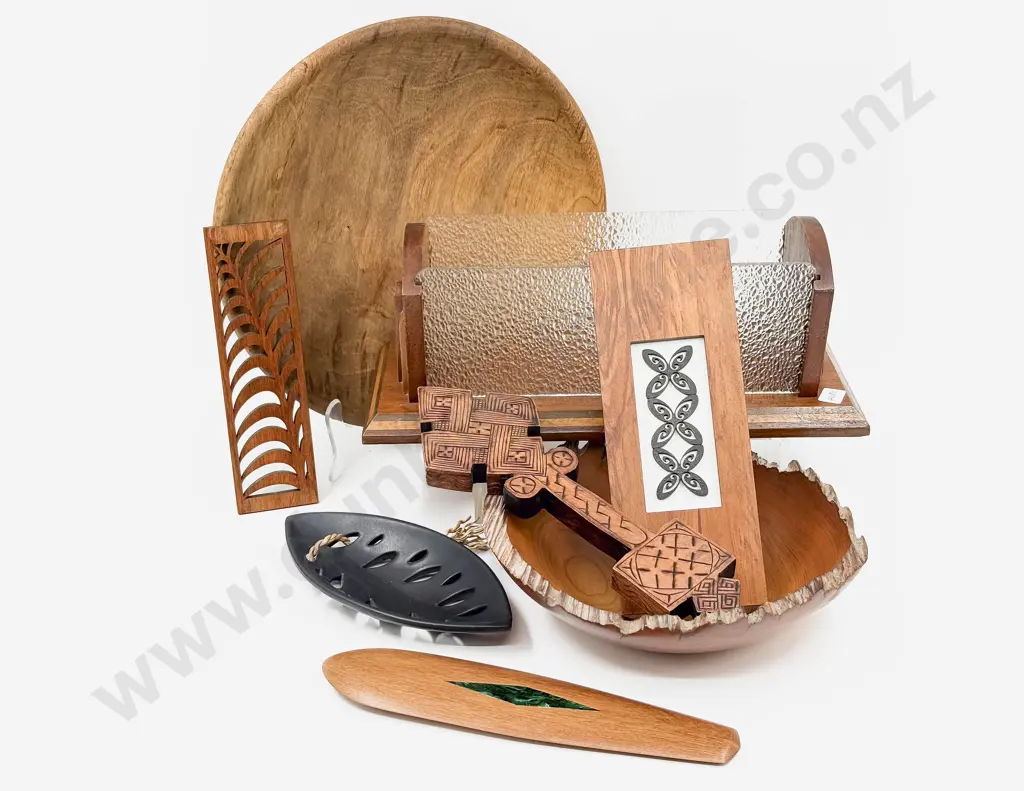 Qty of Assorted Wood Ware Image 1++