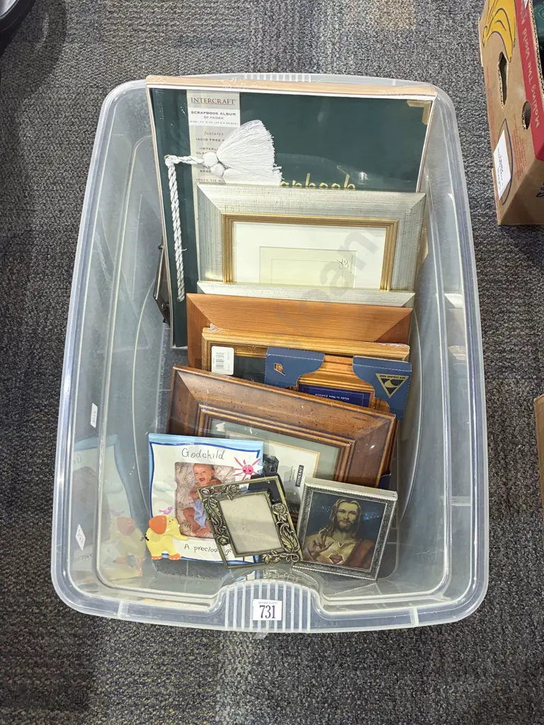 Large Qty of Assorted 'As New' Photo Frames Etc Image 1++