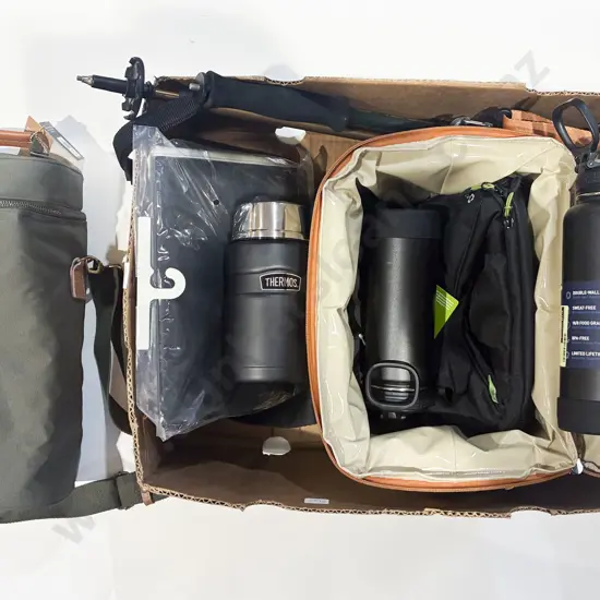 Qty of Assorted 'As New' Insulated Bags Together with Thermos Etc.