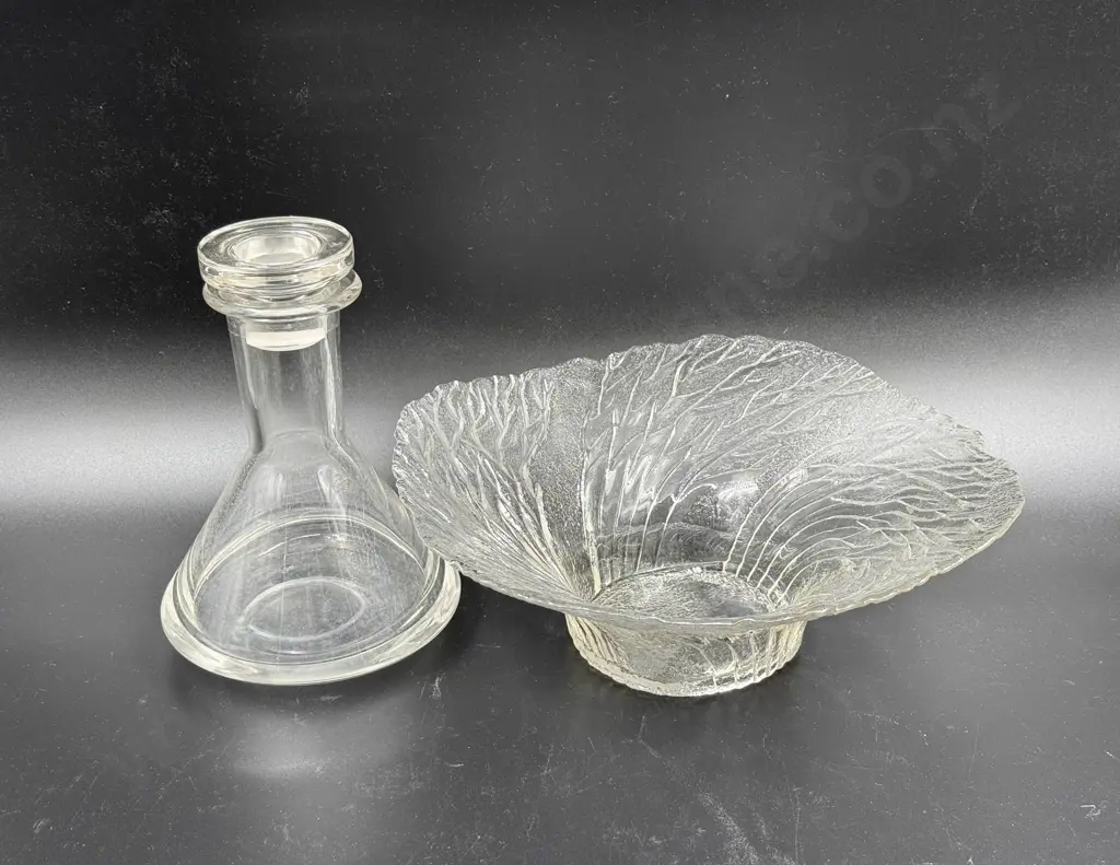 Decorative Glass Table Bowl Together with Decanter Image 1++