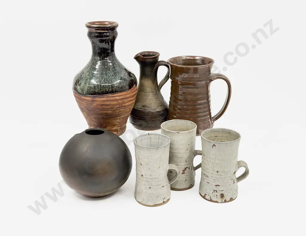 Qty of Assorted Pottery Image 1++