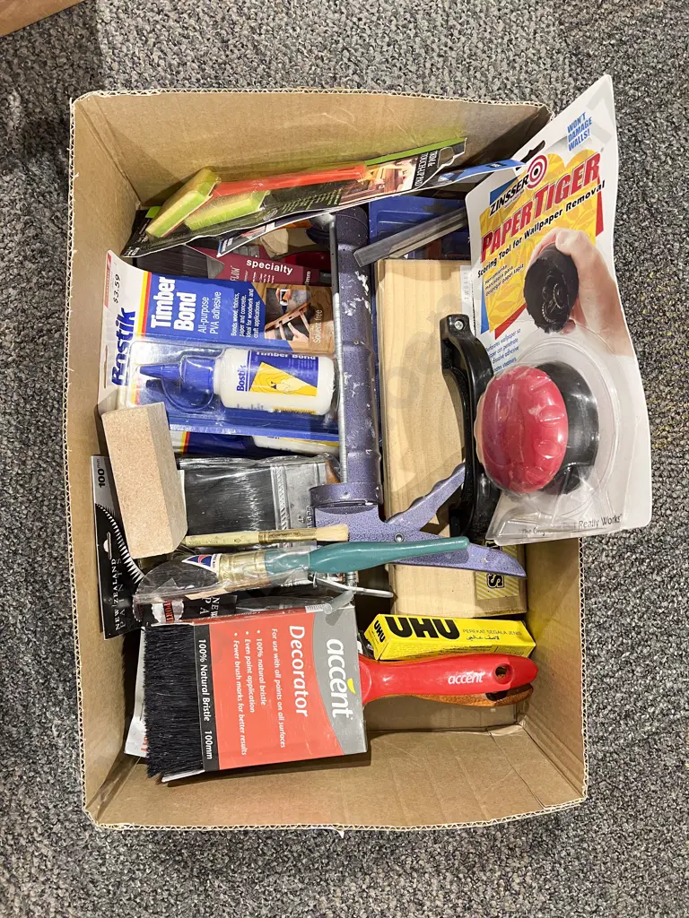 Qty of Assorted Painting and Woodworking Accessories Image 1++