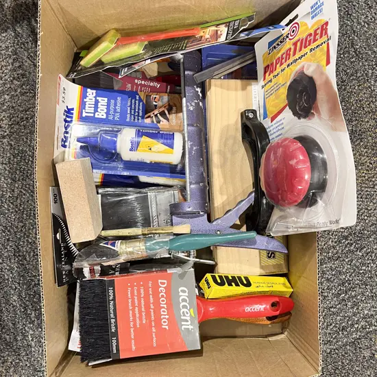 Qty of Assorted Painting and Woodworking Accessories