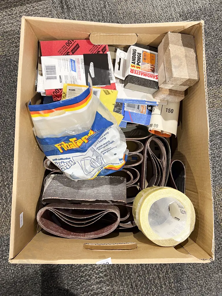 Box Qty of Assorted Sandpaper Etc Image 1++