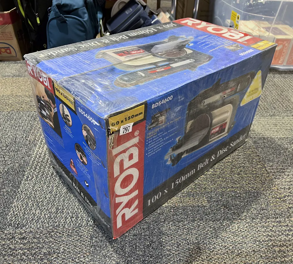 'As New' RYobi Boxed Belt and Disk Sander Image 1++