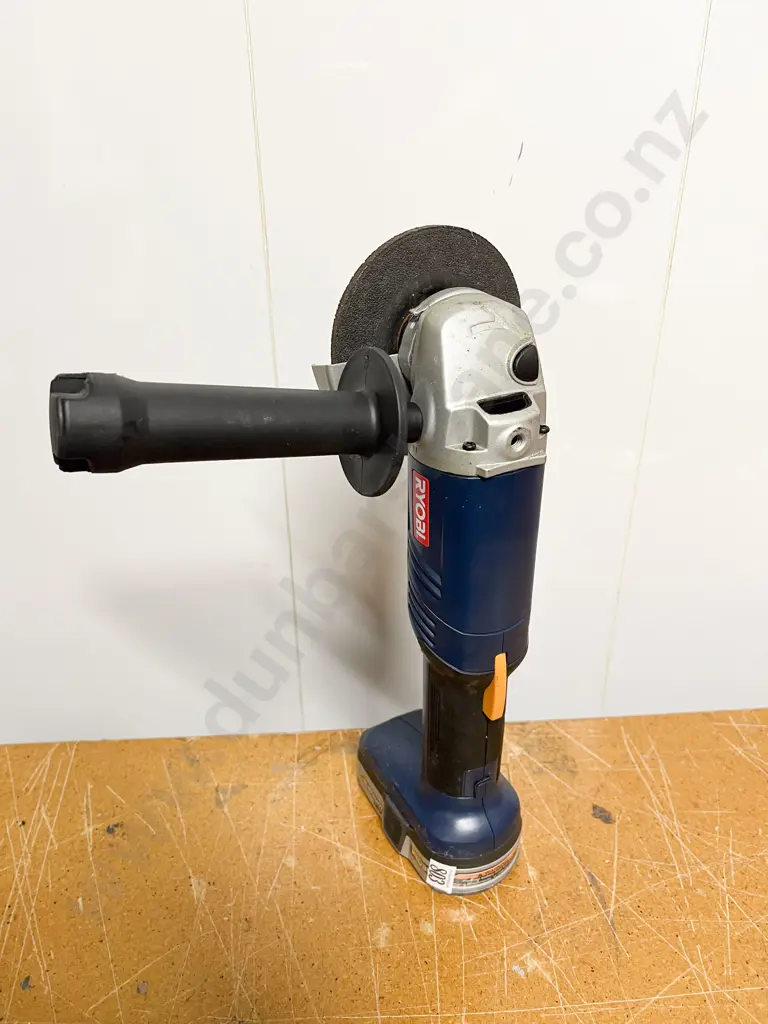 Ryobi Angle Grinder Image 1++