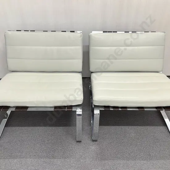 Two Minotti "Delaunay" Chrome and Leather Lounger Chairs