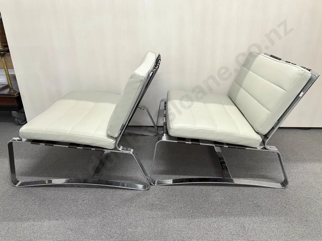 Two Minotti "Delaunay" Chrome and Leather Lounger Chairs Image 1++