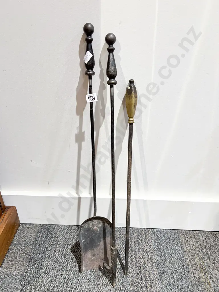Three Piece Fire Tidy Set Image 1++
