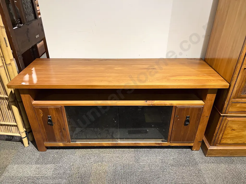 Modern Entertainment Stand Image 1++