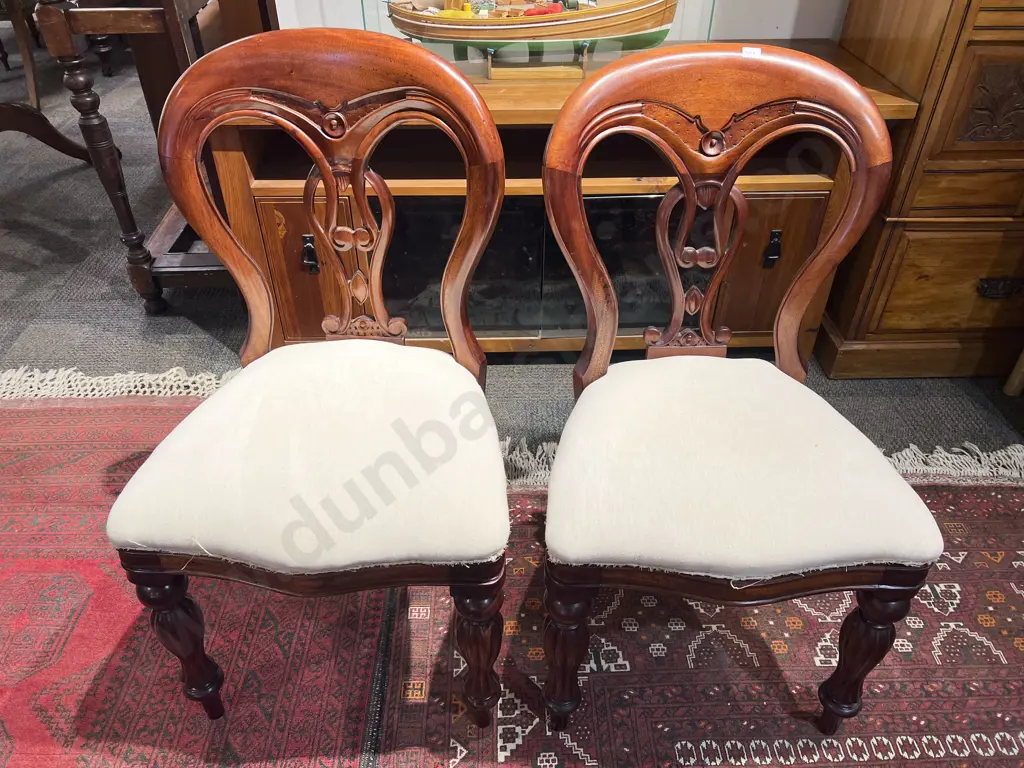 Repro. Circular Dining Table with Two Dining Chairs Image 1++