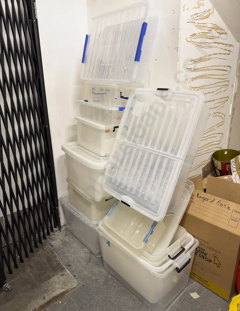 Qty of Assorted Storage Tubs Image 1++