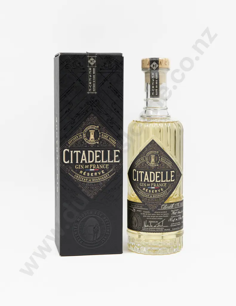 1 bottle Citadelle Gin de France 'RESERVE' Chateau de Bonbonnet 700ml 45.2% in presentation box Image 1++