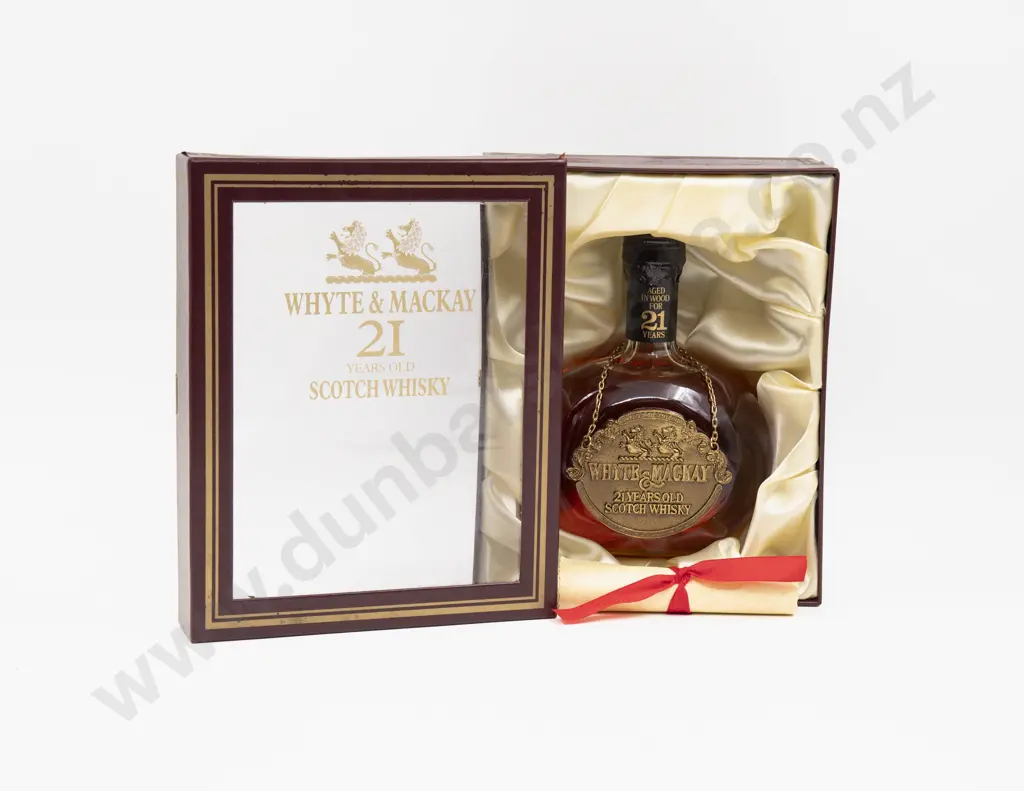 1 Bottle White & MacKay 21 Years Old Scotch Whisky Image 1++