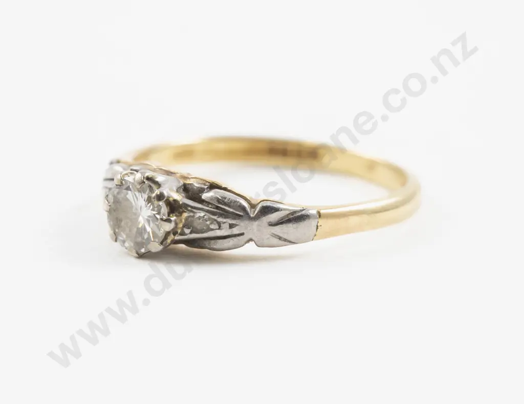 18ct Solitaire Diamond Ring Image 1++