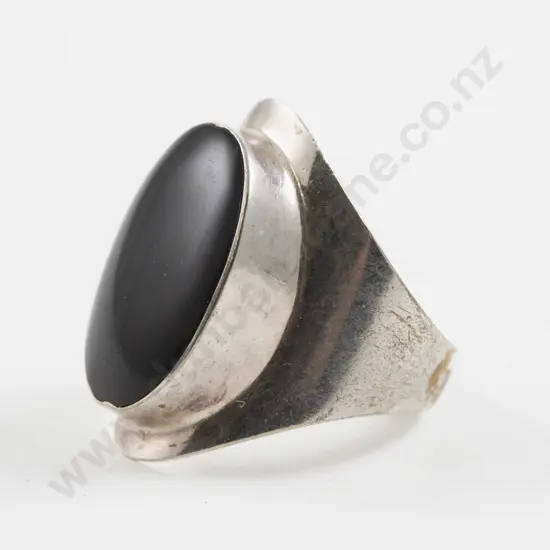 S/S Single Stone Onyx Ring