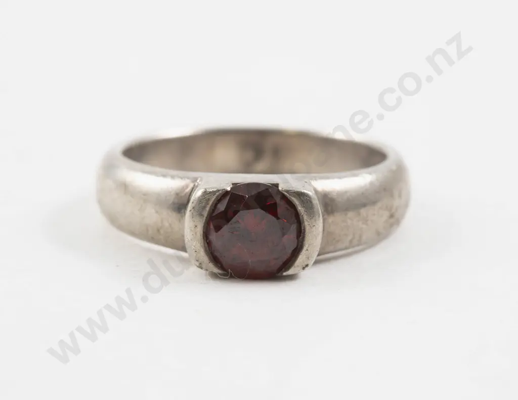 S/S Single Stone Garnet Crystal Ring Image 1++
