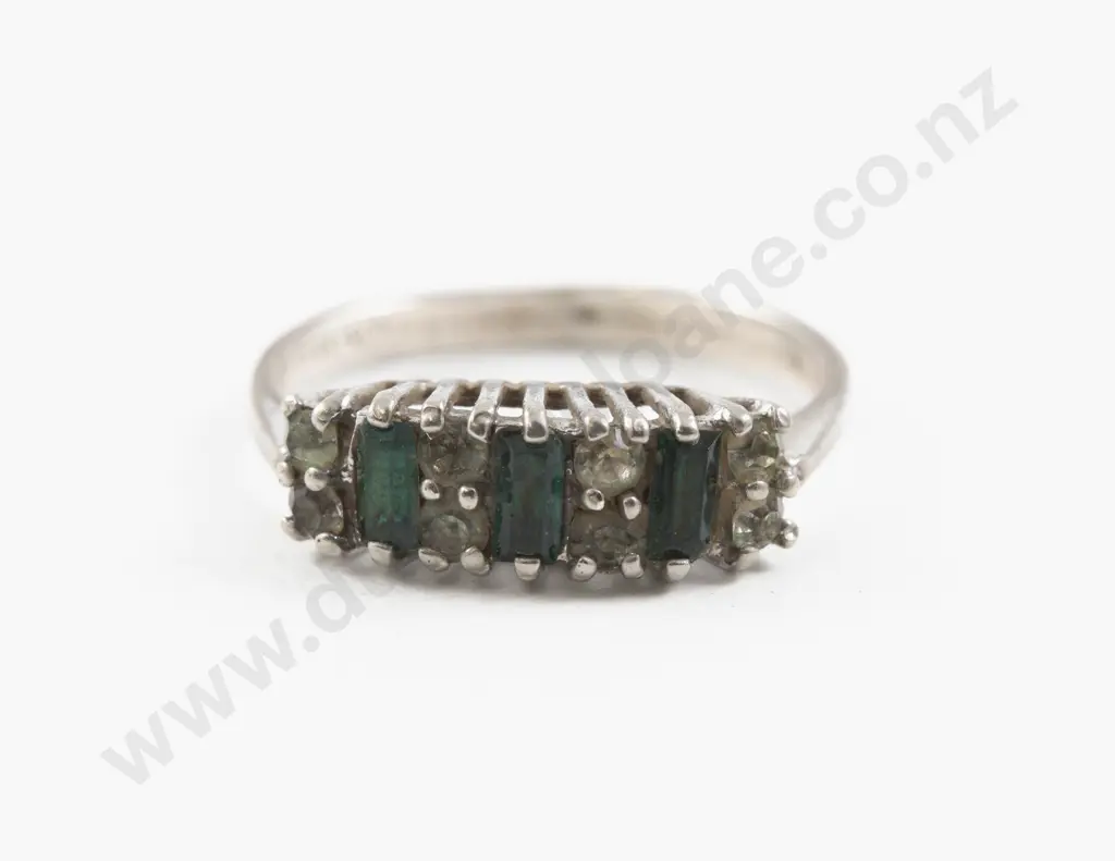 S/S Eleven Stone Clear and Green Crystal Ring Image 1++