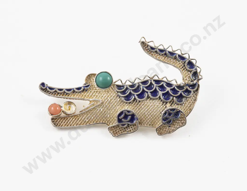 S/S and Enamel Filigree Alligator Brooch Image 1++