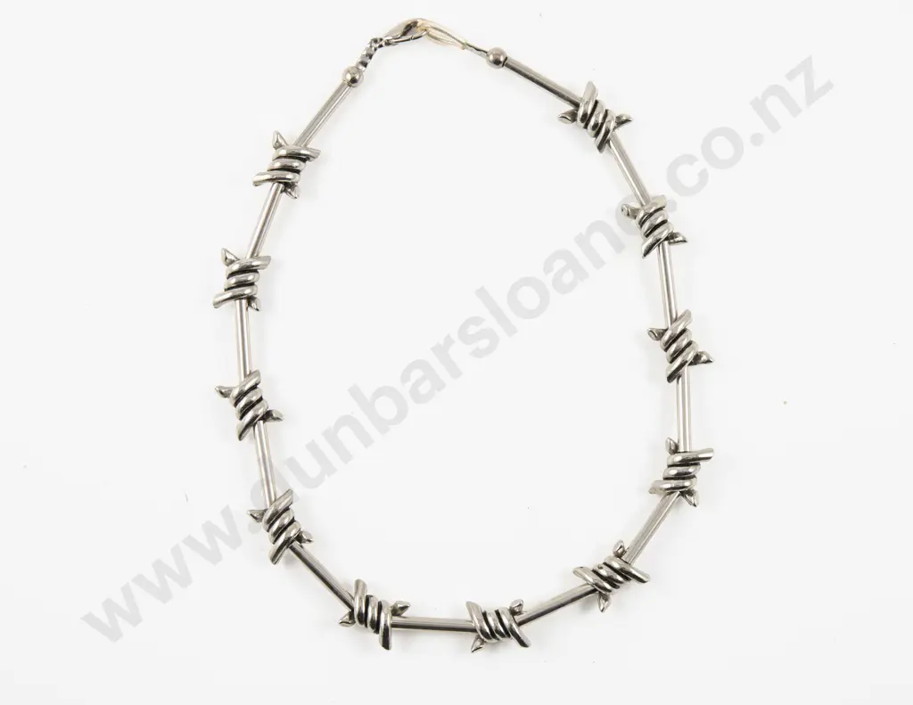 Stainless Steel Barbed Wire Necklace Image 1++