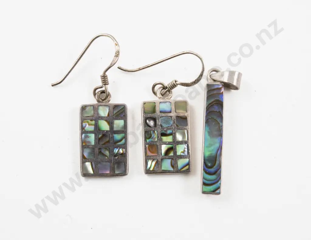 Pair S/S Paua Pendant Drop Earrings and Pendant Image 1++