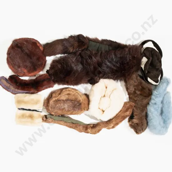 Fur Fox Shawl with Quantity of Collars and Hats