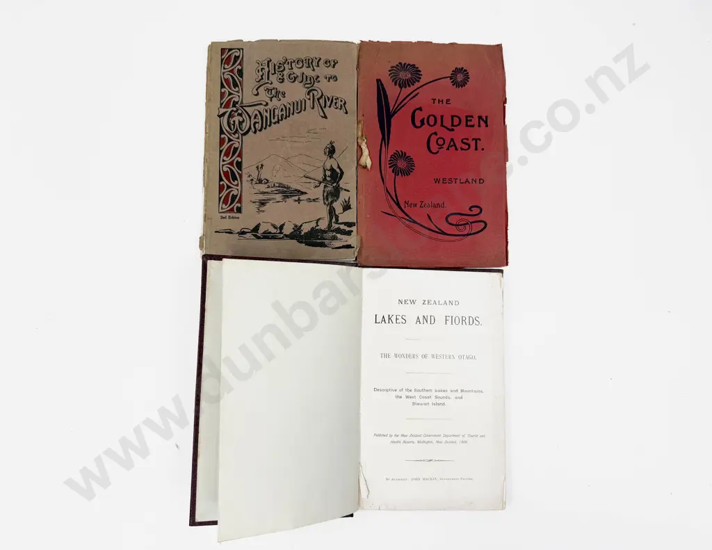3 Vintage New Zealand Topograhical Volumes Image 1++