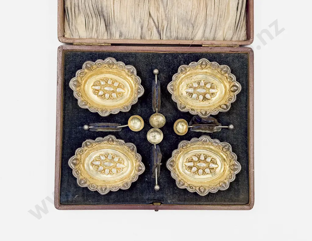Cased S/S Four Piece Condiment and Spoon Set Image 1++