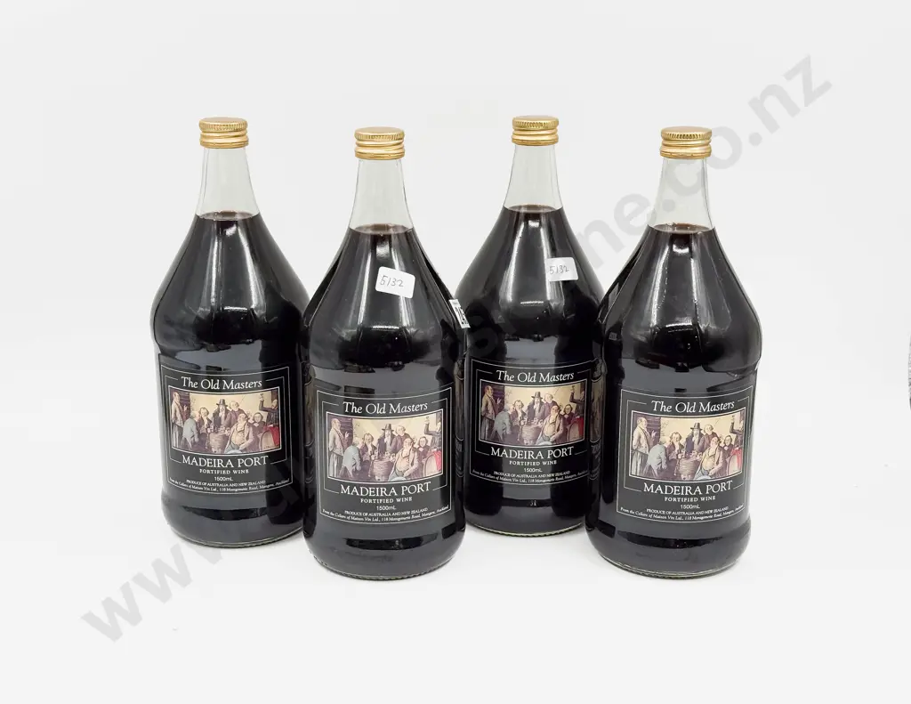 4 x The Old Masters Madeira Port 1500ml Image 1++