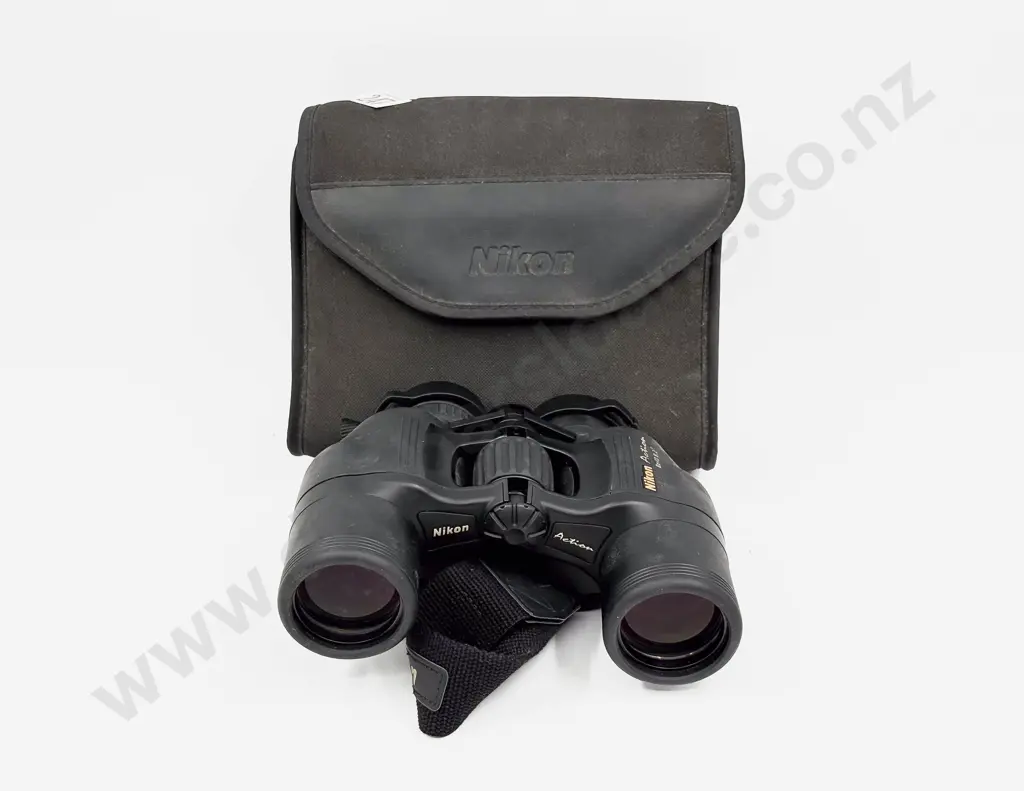 Nikon Action Binoculars in Case Image 1++