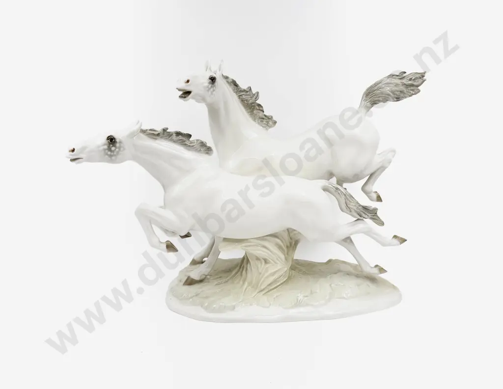 Large Hutschenreuther Horse Figure Group (A/F) Image 1++
