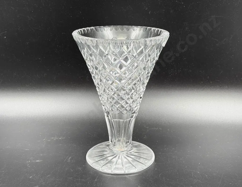 Crystal Vase Image 1++