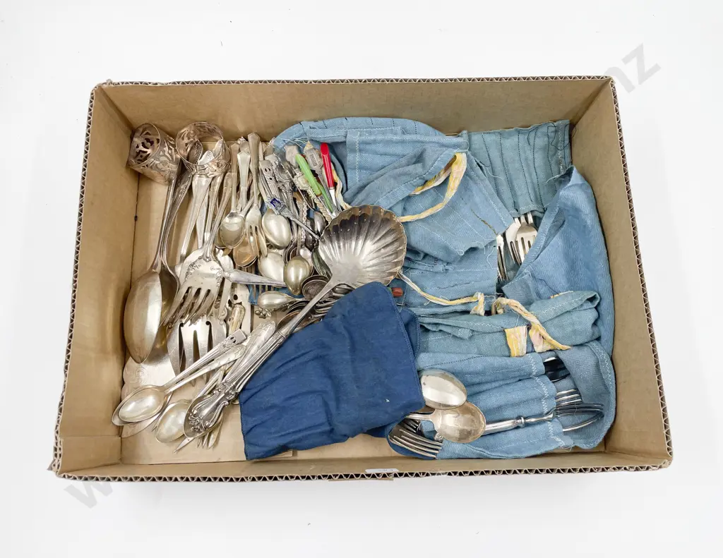 Qty of Assorted S/P Cutlery & Napkin Rings, Plated Odds Etc Image 1++