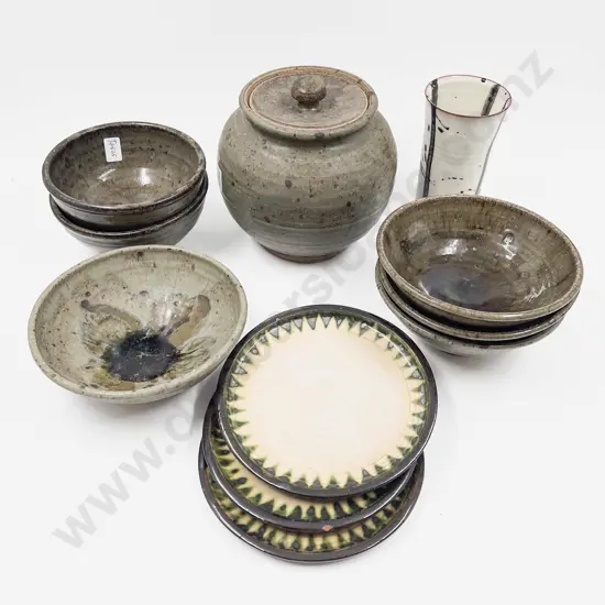 Qty of Assorted NZ Pottery