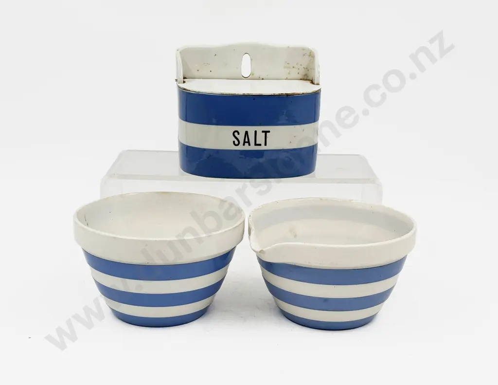 Three Pieces T G Green Cornishware (faults) Image 1++