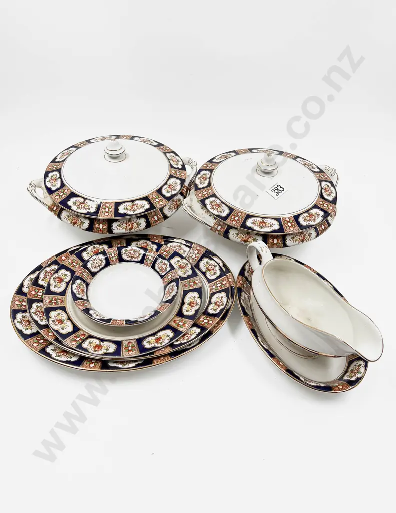 T W Barlow & Sons Coronation Ware Pattern Part Dinner Set Image 1++