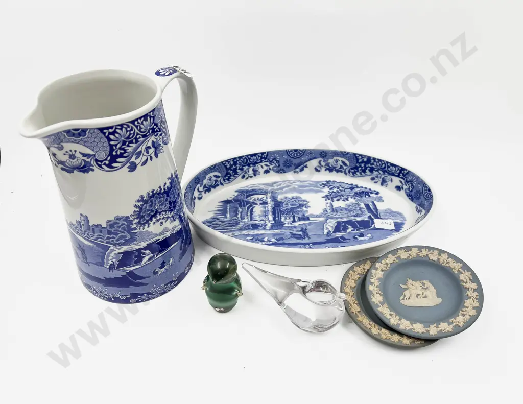 Qty of assorted Including Wedgwood Dishes and Art Glass BIrds Image 1++