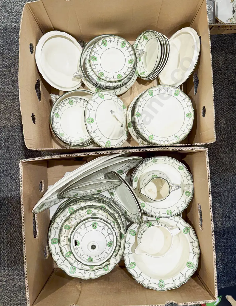 RD "Countess" Pattern Part Dinner Service Image 1++