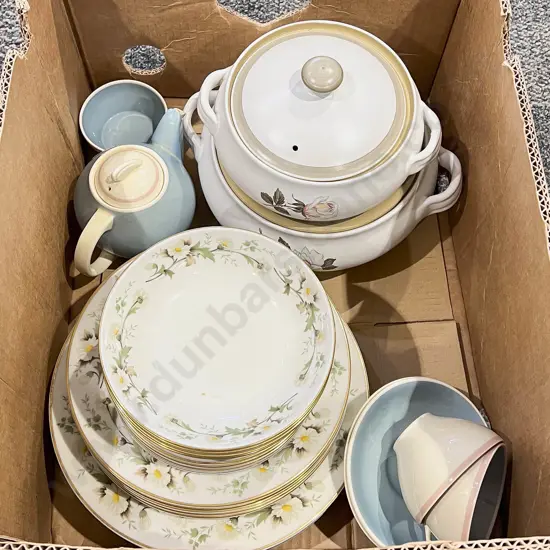 Susie Cooper Tea Pot with Graduated Pair of Denby Casserole Dishes etc